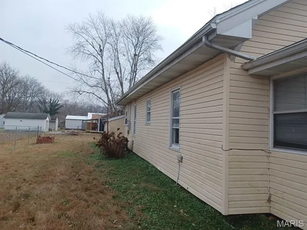 $106,000 | 302 North 3rd Street, Chaffee, MO 63740