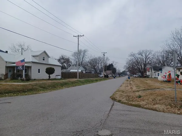 $106,000 | 302 North 3rd Street, Chaffee, MO 63740