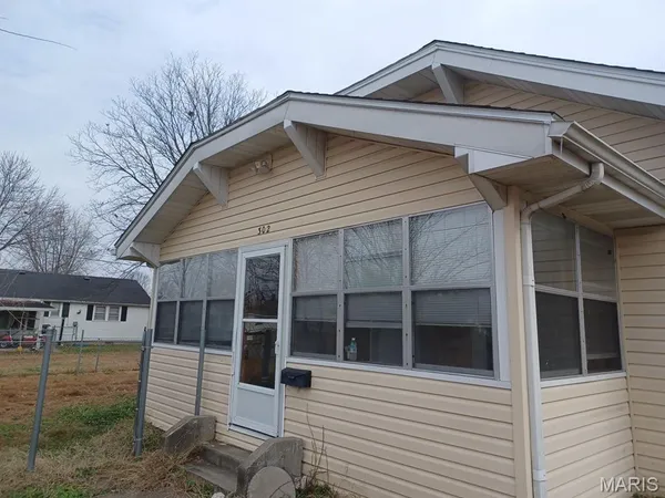 $106,000 | 302 North 3rd Street, Chaffee, MO 63740