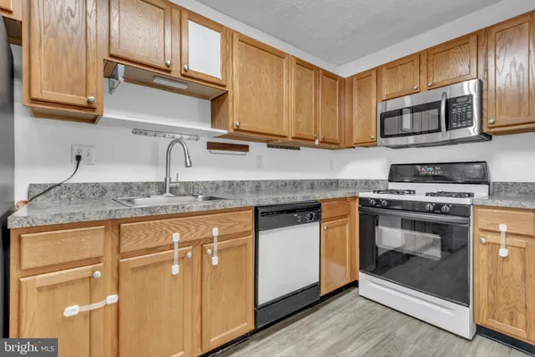 $359,999 | 40 Ironstone Court, Annapolis, MD 21403