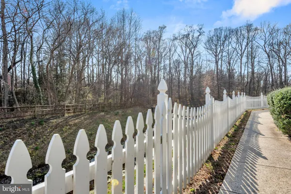 $359,999 | 40 Ironstone Court, Annapolis, MD 21403