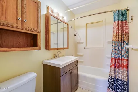$899,000 | 2869 El Caminito, La Crescenta, CA 91214