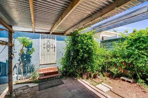 $899,000 | 2869 El Caminito, La Crescenta, CA 91214