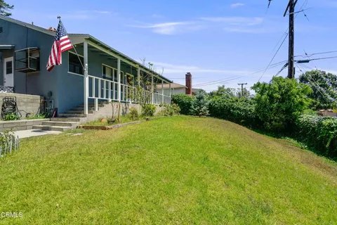 $899,000 | 2869 El Caminito, La Crescenta, CA 91214