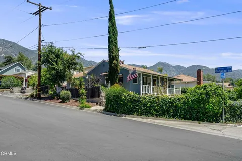 $899,000 | 2869 El Caminito, La Crescenta, CA 91214