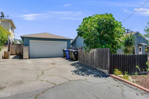 $899,000 | 2869 El Caminito, La Crescenta, CA 91214
