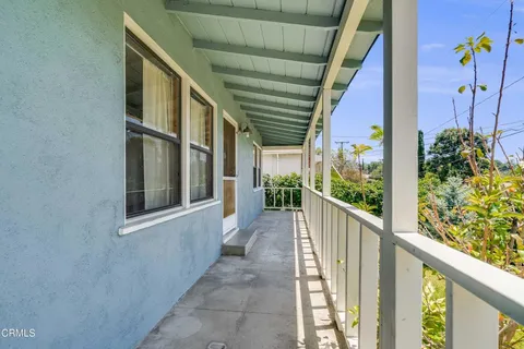 $899,000 | 2869 El Caminito, La Crescenta, CA 91214