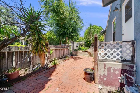 $899,000 | 2869 El Caminito, La Crescenta, CA 91214