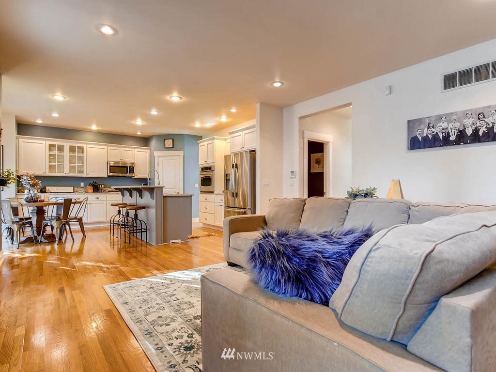 1411 North 32nd Street Renton, WA 98056 - Photo 13 of 25