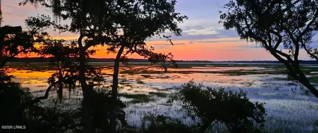 $298,900 | 2201 Boundary Street, Unit 203, Beaufort, SC 29902