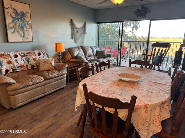 $298,900 | 2201 Boundary Street, Unit 203, Beaufort, SC 29902