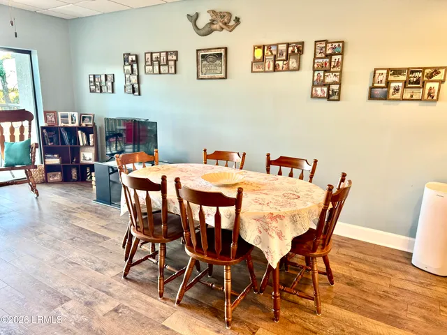 $298,900 | 2201 Boundary Street, Unit 203, Beaufort, SC 29902