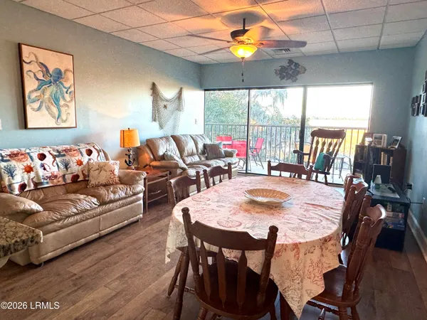 $298,900 | 2201 Boundary Street, Unit 203, Beaufort, SC 29902