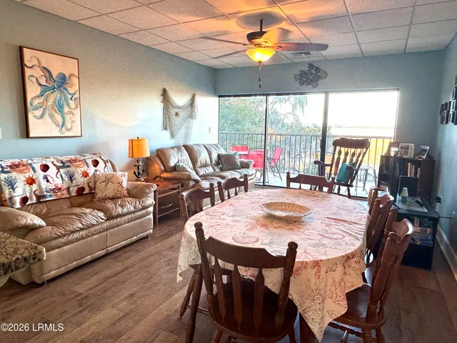 $298,900 | 2201 Boundary Street, Unit 203, Beaufort, SC 29902