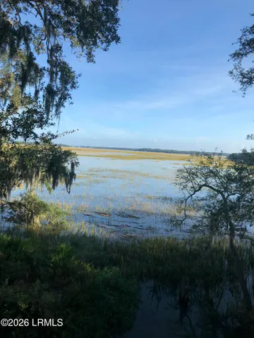 $298,900 | 2201 Boundary Street, Unit 203, Beaufort, SC 29902