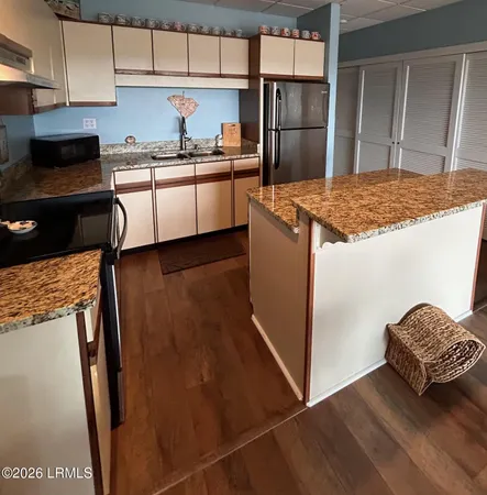 $298,900 | 2201 Boundary Street, Unit 203, Beaufort, SC 29902