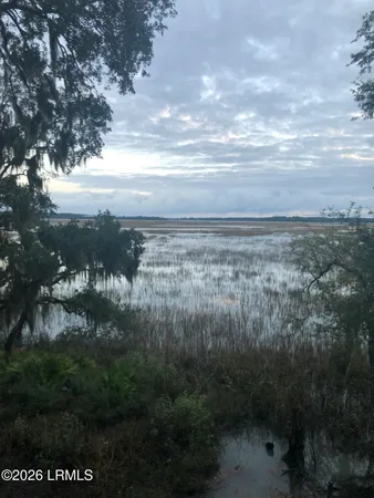 $298,900 | 2201 Boundary Street, Unit 203, Beaufort, SC 29902