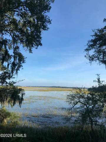 $298,900 | 2201 Boundary Street, Unit 203, Beaufort, SC 29902