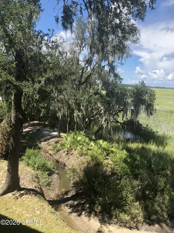 $298,900 | 2201 Boundary Street, Unit 203, Beaufort, SC 29902