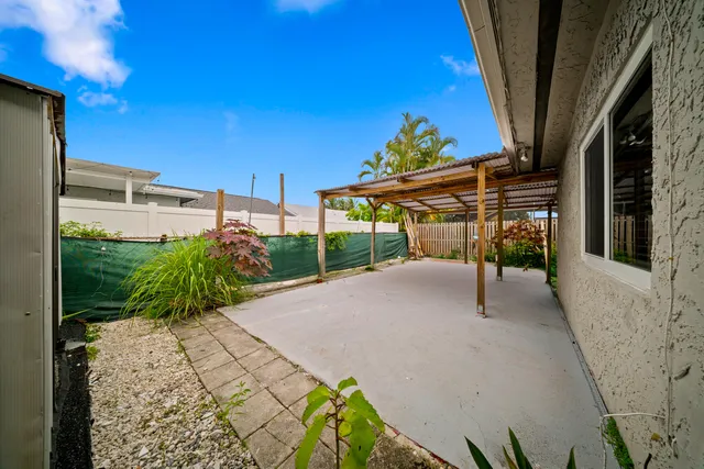 $525,000 | 1318 Southwest 82nd Terrace, North Lauderdale, FL 33068