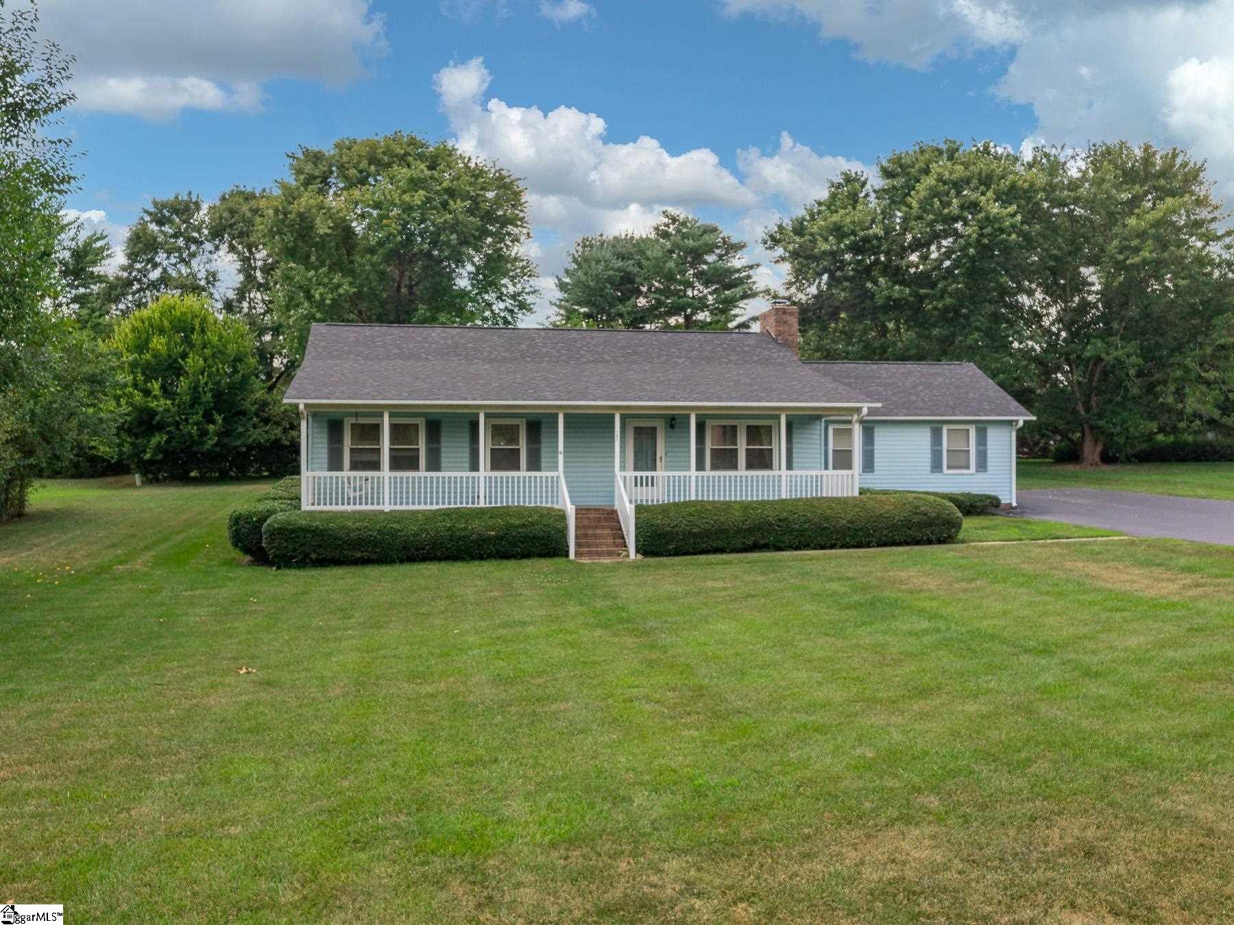 103 Dovefield Drive Inman, SC 29349 - Photo 1 of 32
