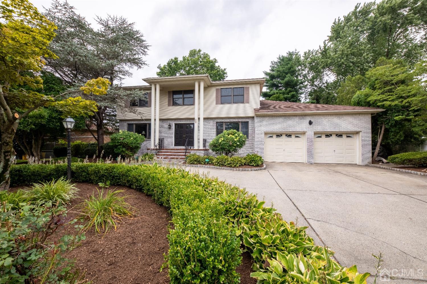335 Dunhams Corner Road East Brunswick, NJ 08816 - Photo 2 of 23 Gallery Image 2