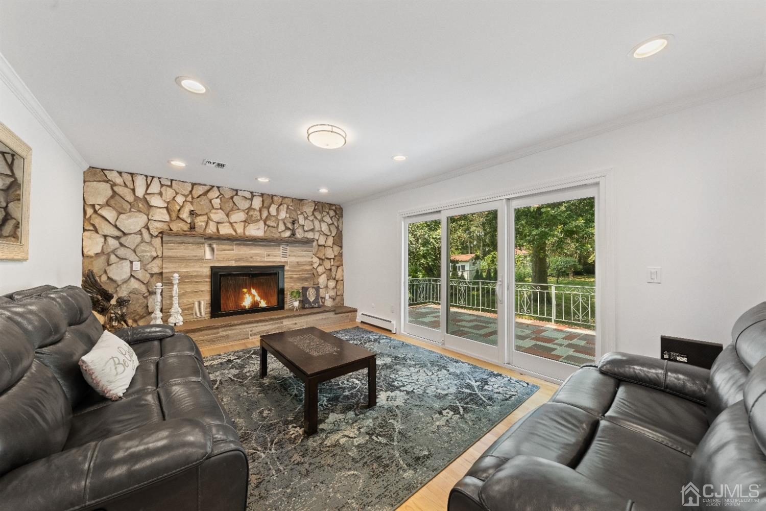 335 Dunhams Corner Road East Brunswick, NJ 08816 - Photo 11 of 23 Gallery Image 11