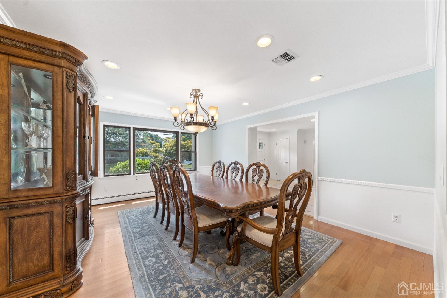 335 Dunhams Corner Road East Brunswick, NJ 08816 - Photo 5 of 23 Gallery Image 5