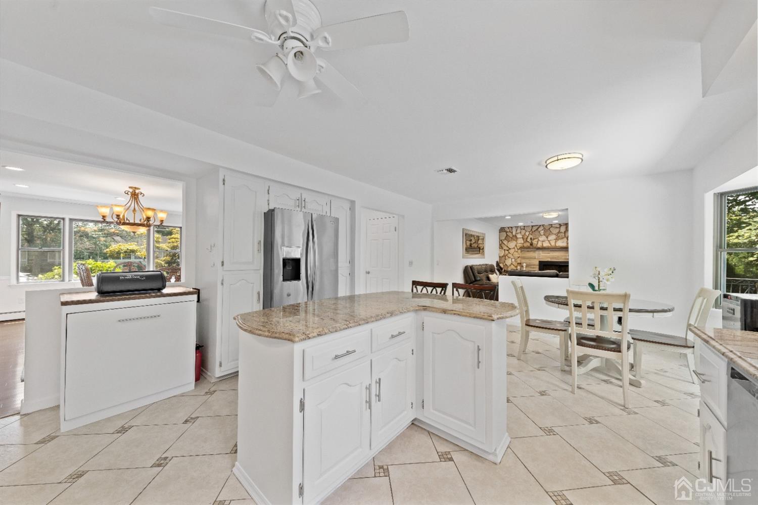 335 Dunhams Corner Road East Brunswick, NJ 08816 - Photo 9 of 23 Gallery Image 9