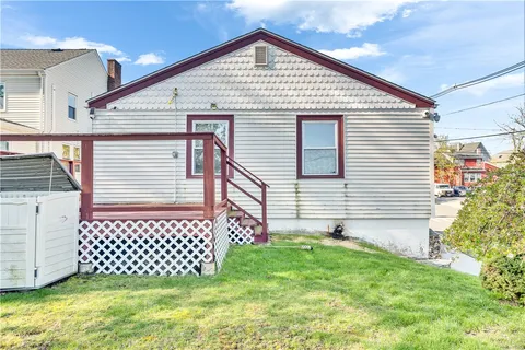 $499,000 | 90 Woodbine Street, Providence, RI 02906