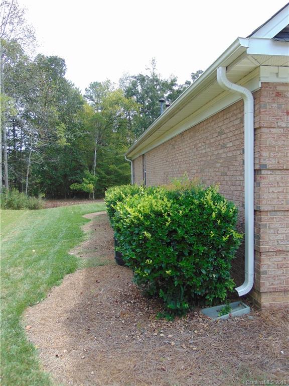 8016 Stevens Mill Road Matthews, NC 28104 - Photo 6 of 33