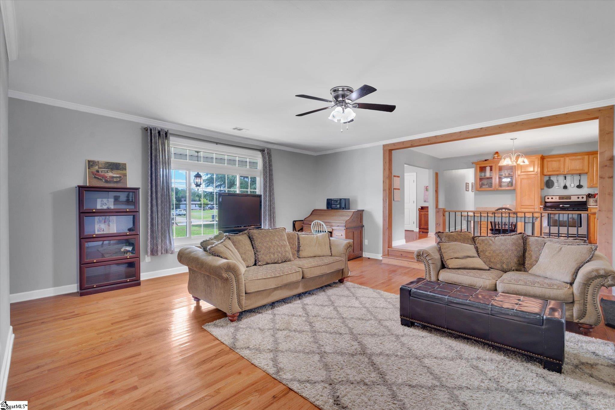 106 New Harrison Bridge Road Simpsonville, SC 29680 - Photo 13 of 33