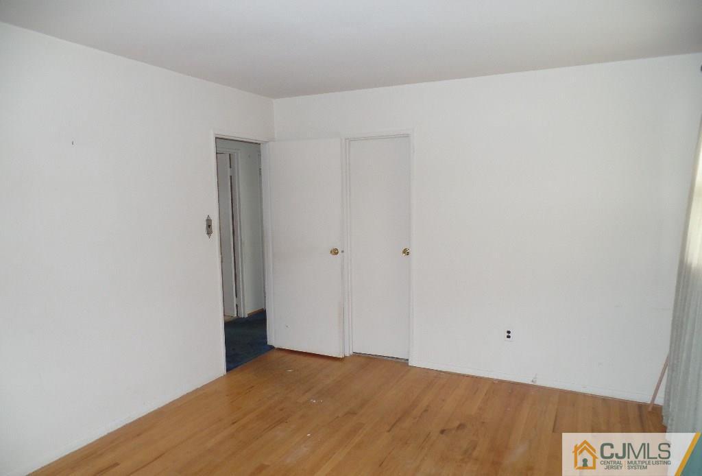 25 Owens Road Old Bridge, NJ 08857 - Photo 4 of 7 Gallery Image 4
