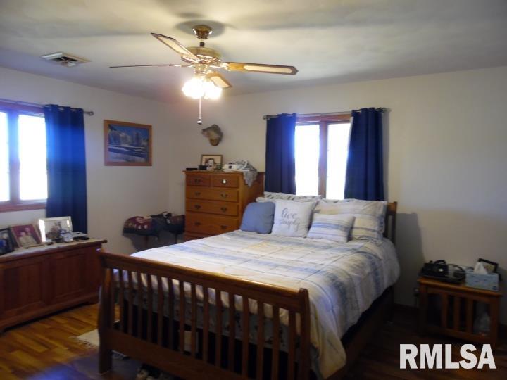 14965 North Prichard Road Lewistown, IL 61542 - Photo 11 of 53 Gallery Image 11