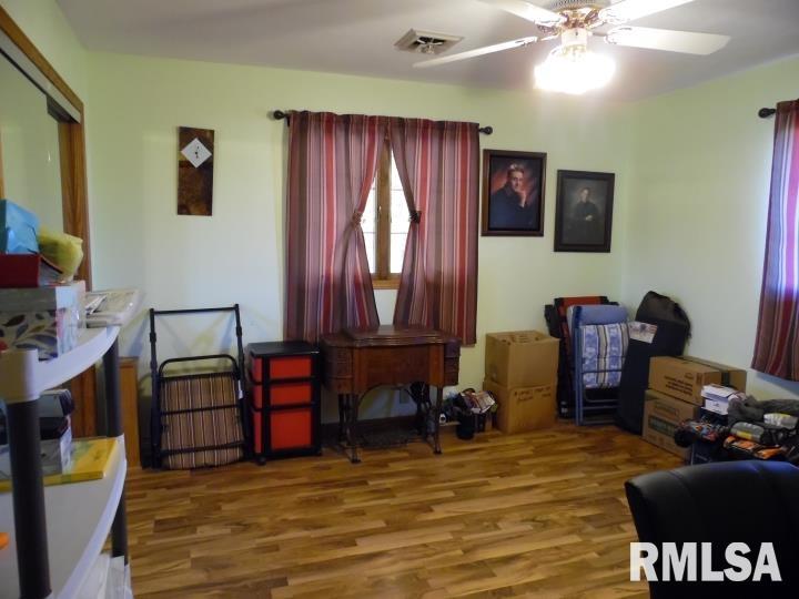 14965 North Prichard Road Lewistown, IL 61542 - Photo 16 of 53 Gallery Image 16