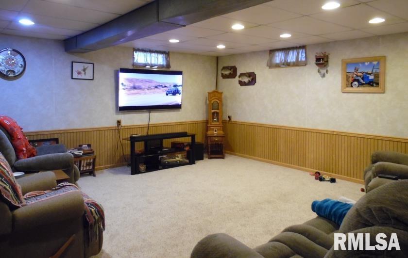 14965 North Prichard Road Lewistown, IL 61542 - Photo 21 of 53 Gallery Image 21