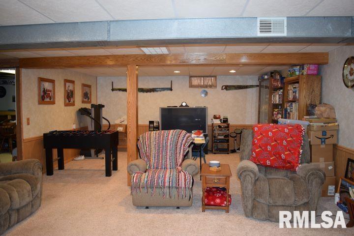14965 North Prichard Road Lewistown, IL 61542 - Photo 23 of 53 Gallery Image 23