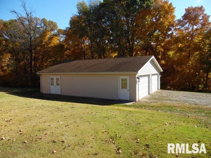 14965 North Prichard Road Lewistown, IL 61542 - Photo 34 of 53 Gallery Image 34