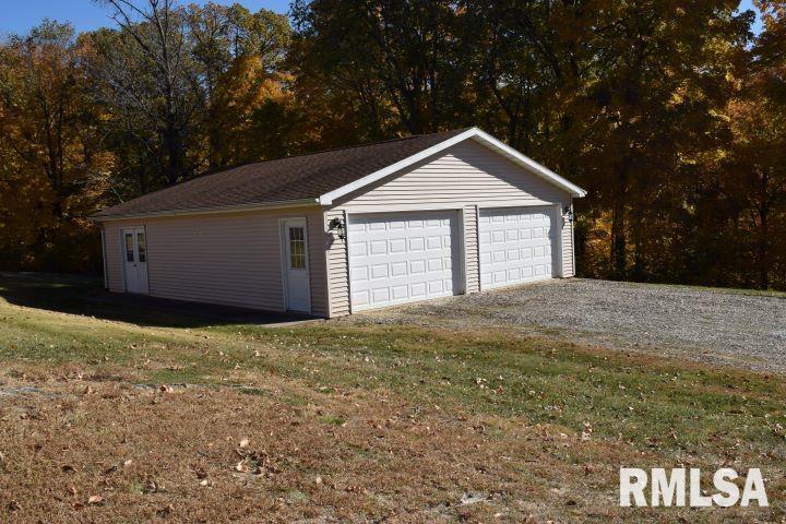 14965 North Prichard Road Lewistown, IL 61542 - Photo 48 of 53 Gallery Image 48