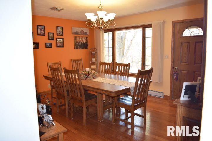 14965 North Prichard Road Lewistown, IL 61542 - Photo 10 of 53 Gallery Image 10