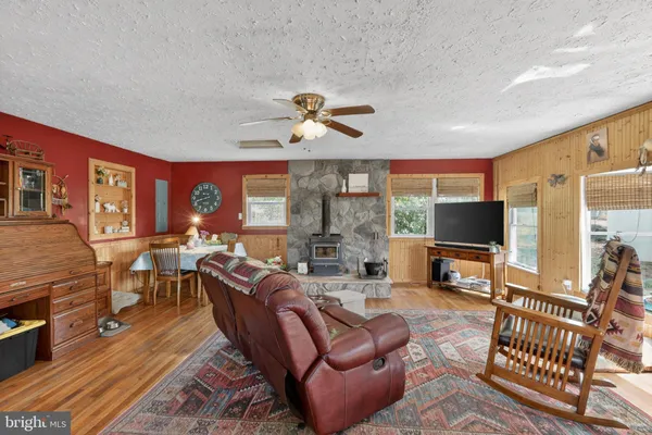 $350,000 | 944 Highridge Road, Front Royal, VA 22630