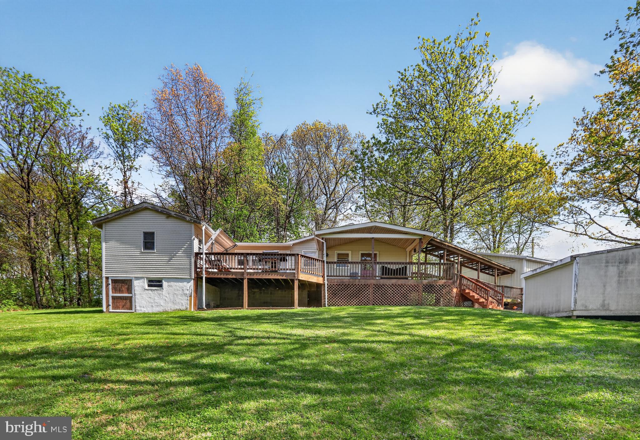 944 Highridge Road Front Royal, VA 22630 - Photo 2 of 29
