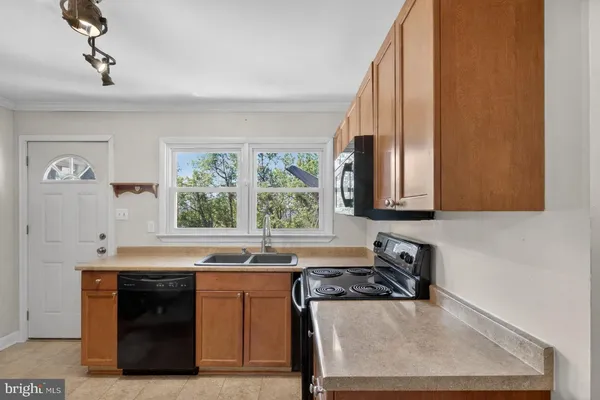 $350,000 | 944 Highridge Road, Front Royal, VA 22630