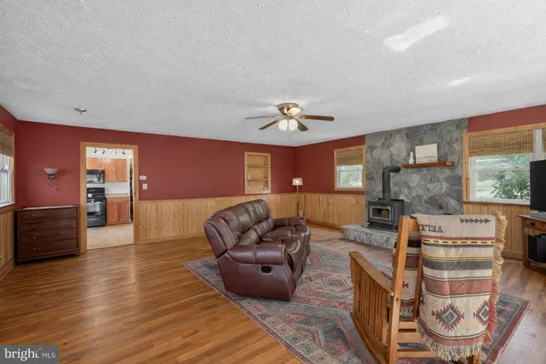 $350,000 | 944 Highridge Road, Front Royal, VA 22630