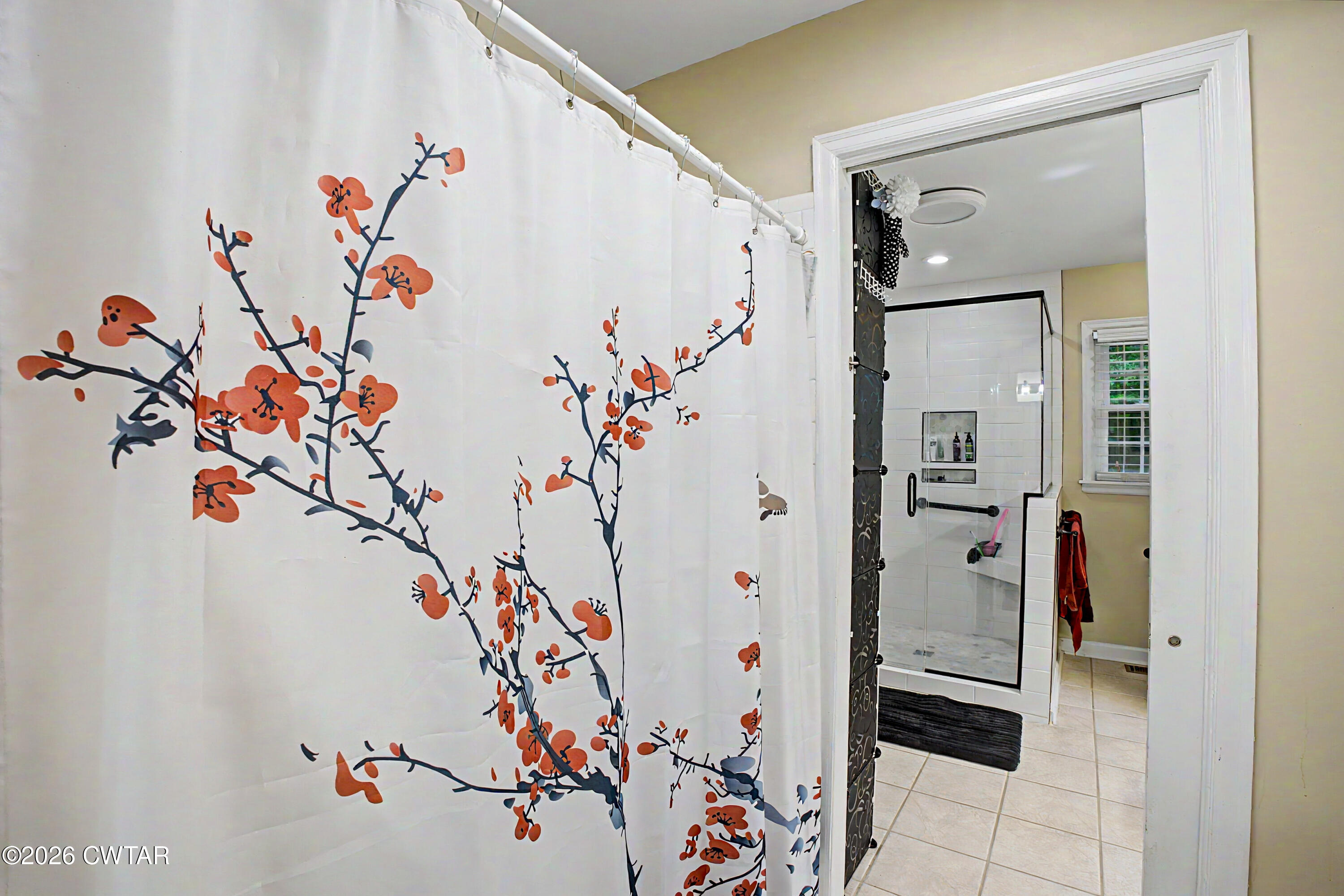 40 Manor Road Jackson, TN 38305 - Photo 23 of 38 Main Bathroom 2