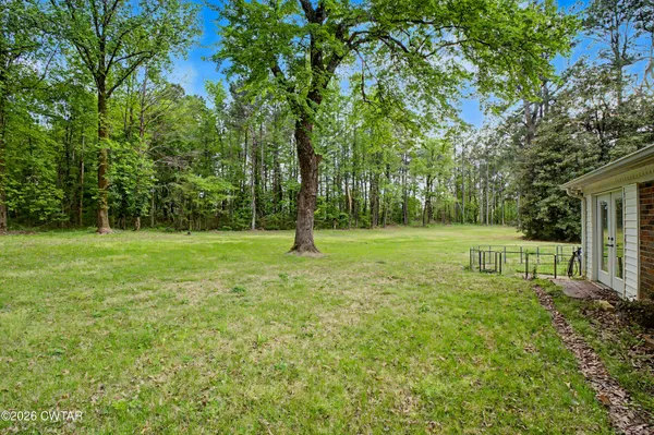 $367,000 | 40 Manor Road, Jackson, TN 38305