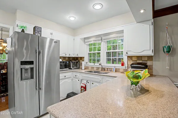 $367,000 | 40 Manor Road, Jackson, TN 38305