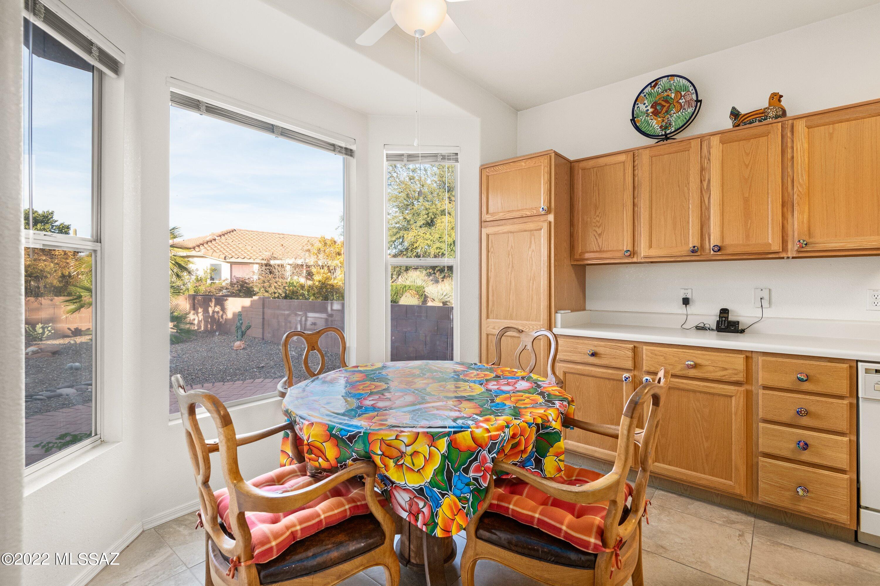 7654 Candle Creek Road Tucson, AZ 85743 - Photo 12 of 39