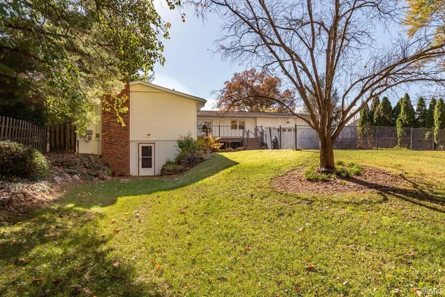 $499,900 | 409 East Woodridge Drive, Bloomington, IN 47408