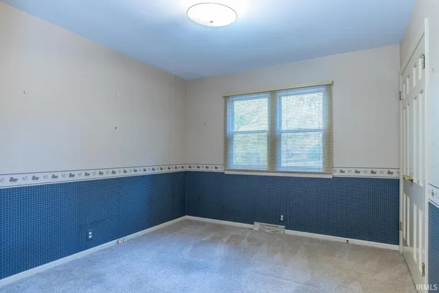 $499,900 | 409 East Woodridge Drive, Bloomington, IN 47408